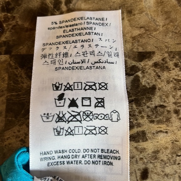 G by Guess bustier and short set - Picture 12 of 12